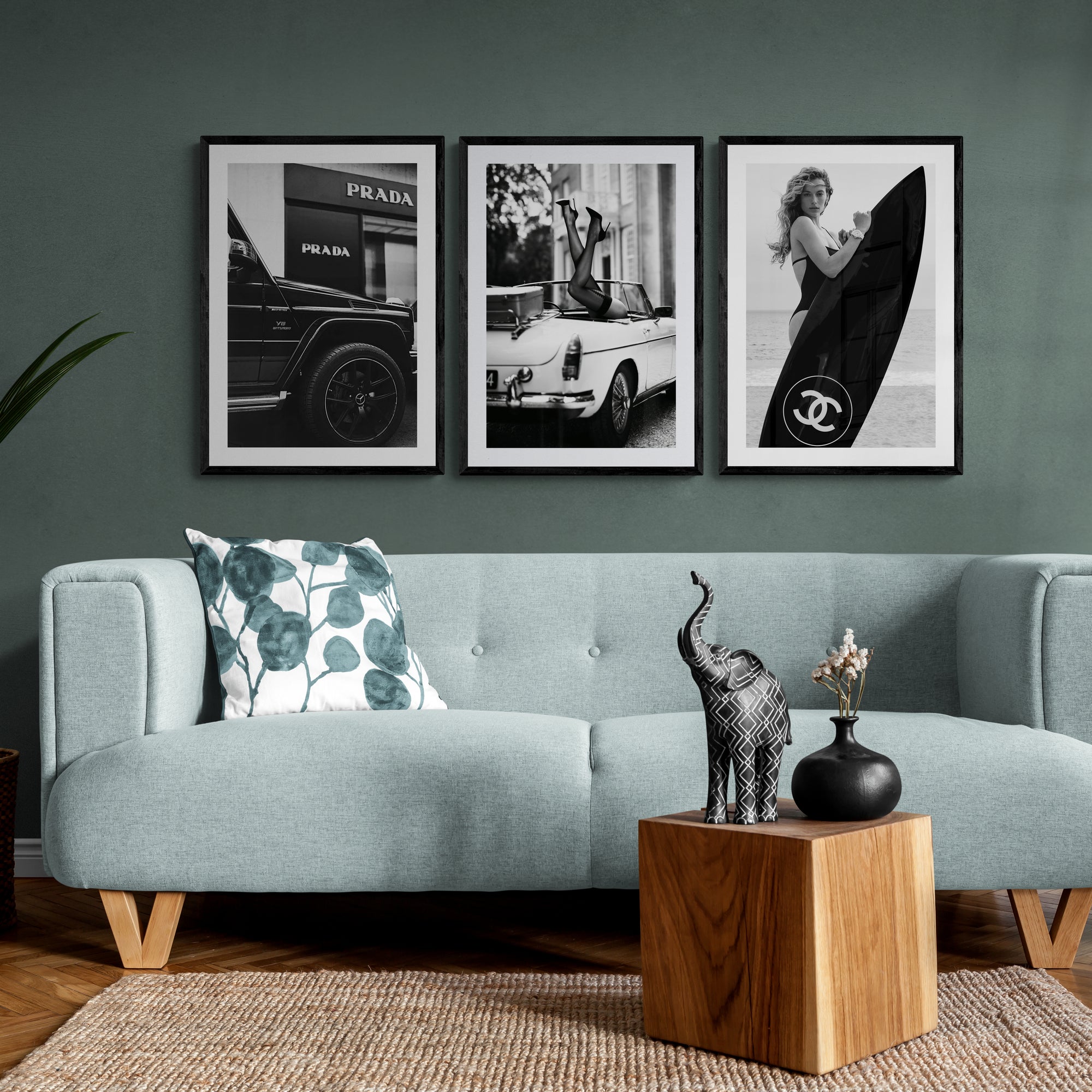 Modell im Oldtimer-Poster