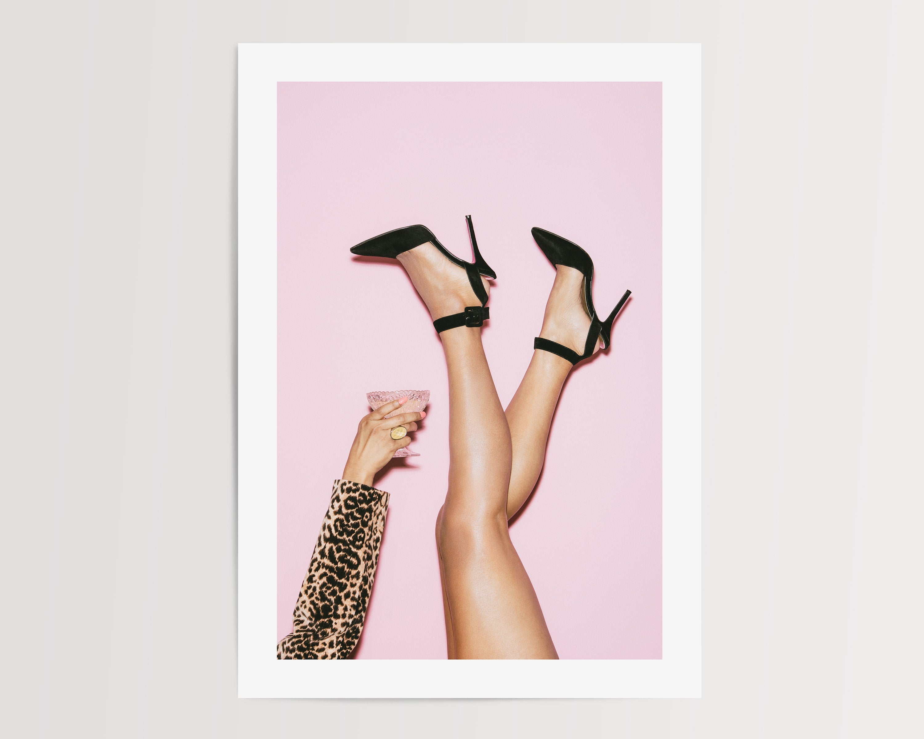 Poster „Bottoms Up“.